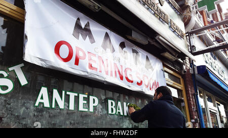 London, UK 26. Februar 2016 - Work In Progress neue Restaurants in Green Lanes, Harringey, Nord-London. Stockfoto