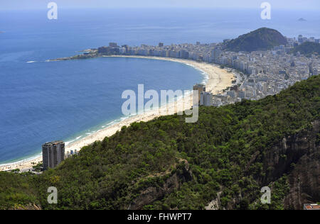 Blick vom Copacabana Strand vom Zuckerhut - Südseite Stockfoto