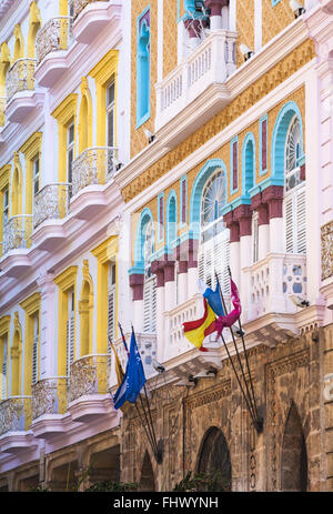 Grand Fassade des Hotel Sevilla, wo Ernest Hemingway einmal gewohnt, in Havanna, Kuba, Karibik, Karibik, Mittelamerika im März Stockfoto