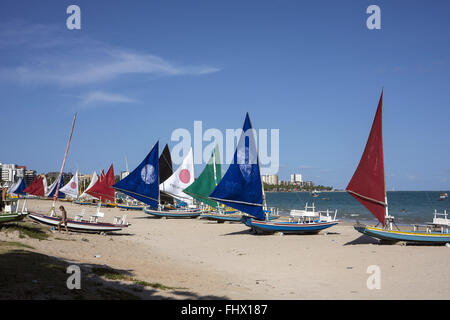 Flöße für Sightseeing auf dem Strand Pajuçara verwendet Stockfoto