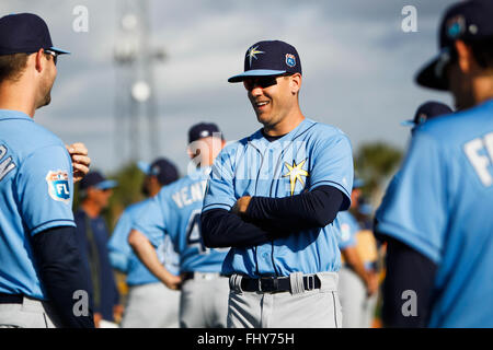 Port Charlotte, Florida, USA. 26. Februar 2016. WILL VRAGOVIC | Times.Tampa Bay Strahlen Krug Justin Marks (81) während des ersten voll-Kader Training der Strahlen Spring Training bei Charlotte Sportpark in Port Charlotte, Florida auf Freitag, 26. Februar 2016. © Willen Vragovic/Tampa Bay Times / ZUMA Draht/Alamy Live News Stockfoto