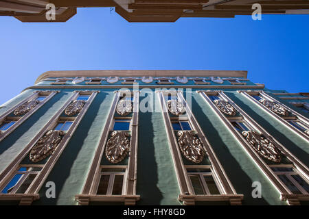 Detail des Gebäudes in der Calle Gregorio Rocamonde, alt, Stadt Coruña, Galizien, Spanien Stockfoto