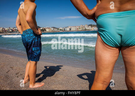 Menschen in Riazor Strand, Coruña Stadt, Galicien, Spanien Stockfoto