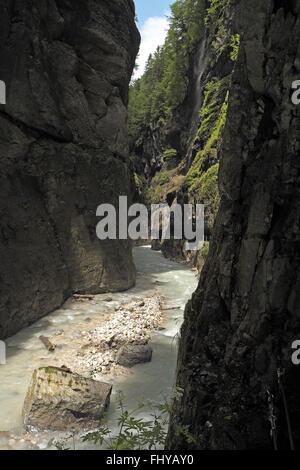 Partnachklamm, südlich von Garmisch - Partenkirchen, Bayern, Deutschland. Stockfoto