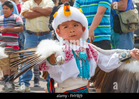 Santa Fe Indian Market südwestlichen Tradition Eagle Tänzer Stockfoto