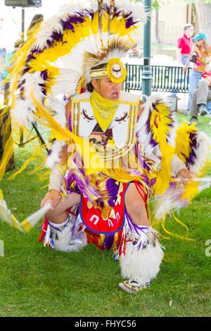 Santa Fe Indian Market Modenschau Native American New Mexico traditionell, 'SWAIA' südwestlichen Association for Indian Arts Stockfoto