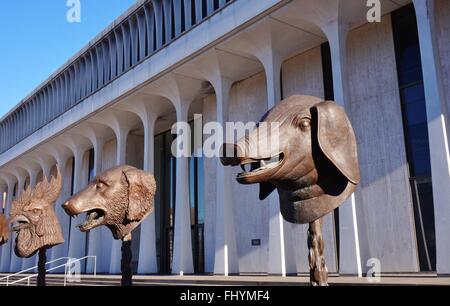 Der Kreis der Tiere Zodiac Kopf-Skulpturen von chinesische Künstler Ai Weiwei auf der Princeton University Scudder Plaza Stockfoto