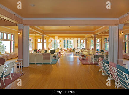 Die Lobby der historischen LAKE YELLOWSTONE HOTEL das 1891-YELLOWSTONE-Nationalpark, WYOMING abgeschlossen wurde Stockfoto