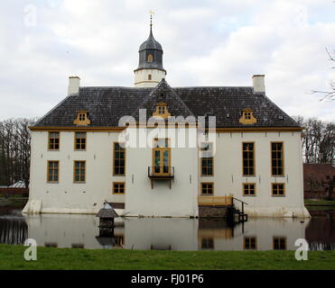 Slochteren. Februar-26.-2016. Immobilien Fraeylemaborg aus dem 13. Jahrhundert in Slochteren. Die Niederlande Stockfoto