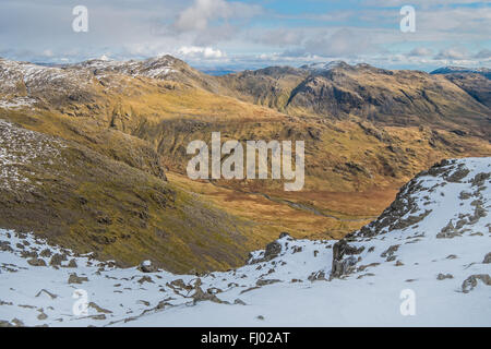 Winter Blick south east über große Moos und der oberen Esk von Scafell im englischen Lake District Stockfoto