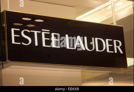 Markenname: "Estee Lauder", Berlin. Stockfoto