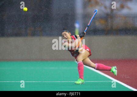 Ibaraki, Osaka, Japan. 20. Februar 2016. Hazuki Juda (JPN)-Hockey: Internationaler Frauentag Ausstellung Eishockeyspiel zwischen Japan und Südkorea im Ritsumeikan Hollys Stadium in Ibaraki, Osaka, Japan. © AFLO/Alamy Live-Nachrichten Stockfoto