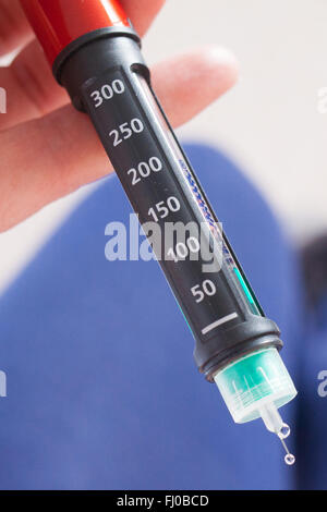 Eine Nahaufnahme von einem Insulin-Pen (Levemir). Stockfoto