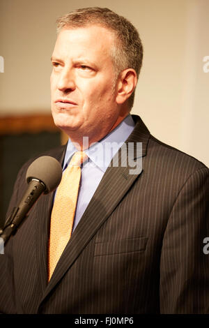 Bürgermeister von New York City Bil de Blasio spricht auf die 2016 Martin Luther King Jr. Day Celebration am NAN Haus der Gerechtigkeit in Harlem Stockfoto