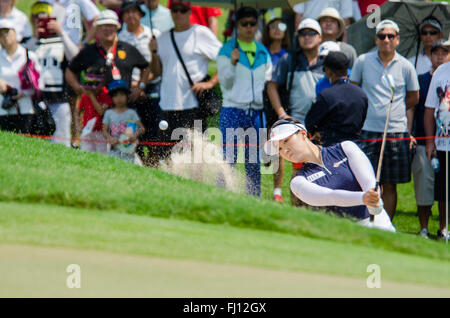 Chonburi, Thailand. 27. Februar 2016. Q-Baek von Südkorea in Honda LPGA Thailand 2016 im Siam Country Club, Pattaya Old Course am 27. Februar 2016 in Chonburi, Thailand. Bildnachweis: Chatchai Somwat/Alamy Live-Nachrichten Stockfoto