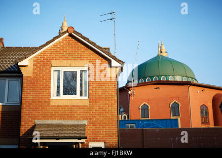 Jamia Masjib zentralen Moschee Rochdale zentralen Moschee Rochdale (CMR) früher bekannt als Idara Taleem-Ul-Islam wurde 1974 b eingerichtet Stockfoto