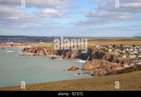 Blick vom Bolzen Tail in Richtung Hoffnung Cove, Devon, England Stockfoto