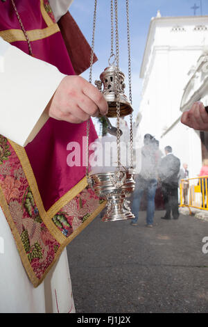 Räuchergefäß aus Silber oder Alpaka zu räuchern in der Karwoche, Spanien Stockfoto