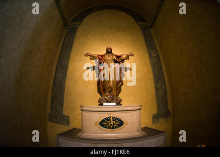 PANAMA-STADT, Panama – Statuen im Oratorium San Felipe Neri im Herzen des historischen Casco Viejo-Viertels von Panama-Stadt, Panama. Sie ist eine der ältesten Kirchen der Stadt und wurde 1688 eingeweiht. Stockfoto