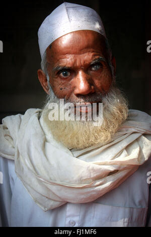 Alten und Blinden muslimischen Mann in Delhi, Indien Stockfoto