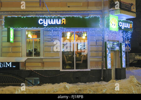 Charkiw, Ukraine. 18. Januar 2016. Eine Sushi-Restaurant in Charkow, Ukraine, 18. Januar 2016 leuchtet. Foto: Soeren Stache/Dpa/Alamy Live News Stockfoto