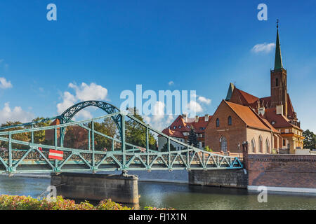 Kathedrale-Brücke. Auf der Dominsel ist die Kreuzkirche, Wroclaw, untere Woiwodschaft Schlesien, Polen, Europa Stockfoto