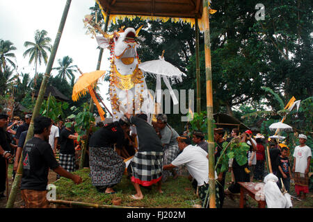 Die einäscherung Zeremonie, Ngaben, Pelebon Yadyna Pitra, in Bali, Indonesien Stockfoto