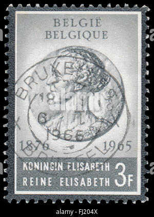 BUDAPEST, Ungarn - 27. Februar 2016: eine Briefmarke gedruckt durch Belgien Königin Elisabeth, ca. 1965 zeigt Stockfoto