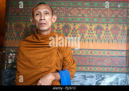 Portrait von buddhistischen Mönch in Bangkok. Stockfoto