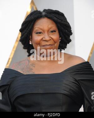 Los Angeles, CA, USA. 28. Februar 2016. Whoopi Goldberg bei der Ankunft für den 88. Academy Awards Oscars 2016 - Ankunft 1, der Dolby Theater in Hollywood und Highland Center, Los Angeles, CA 28. Februar 2016. Bildnachweis: Elizabeth Goodenough/Everett Collection/Alamy Live-Nachrichten Stockfoto