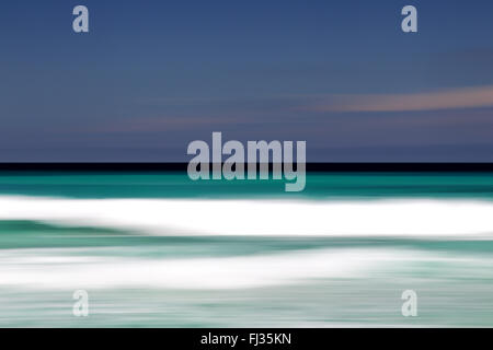 Abstrakte Strand, mit langer Belichtung und Kamera Bewegung in Pennington Bay auf Kangaroo Island, South Australia, Australien gemacht. Stockfoto