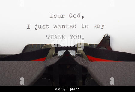 Worte "Thank You" zu Gott auf alten Schreibmaschine. Brief an Gott. Stockfoto