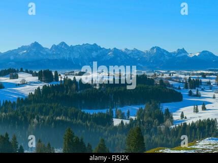 Allgäuer und Tannheimer Berge im Winter, Deutschland, Bayern, Oberbayern, Oberbayern, Ostalgaeu Stockfoto