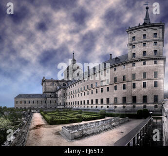 Est Fassade, El Escorial, UNESCO-Welterbe. San Lorenzo. Madrid, Spanien. Stockfoto