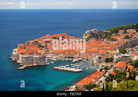 Spektakuläre malerische Aussicht auf die Altstadt von Dubrovnik, Kroatien Stockfoto