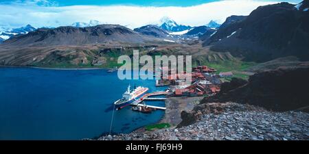 Kreuzfahrtschiff Sea Abenteurer an der Pier von der Walfang Basis Grytviken, Subantarktis, Suedgeorgien Grytviken Stockfoto