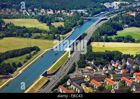 Rhein-Main-Donau-Kanal und Wasserleitung in der Nähe von Fürth, Luftaufnahme, Deutschland, Bayern, Mittelfranken, Mittelfranken, Fürth Stockfoto