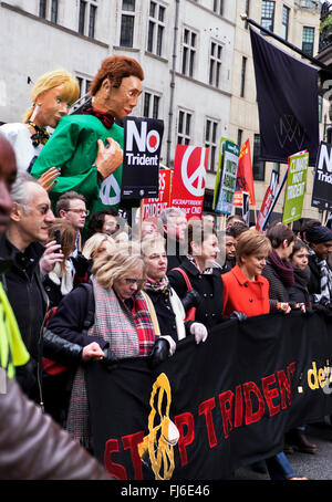 Trident CND Protest durch die Londoner war größte Anti-Atom März eine Generation 28. Februar 2016 Stockfoto