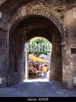 Kleinen Straßenmarkt, Assisi, Provinz Perugia, Umbrien, Italien Stockfoto