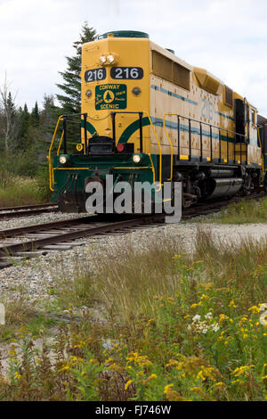 Vorderansicht der Lokomotive auf der Conway Scenic Railway, New Hampshire, USA Stockfoto