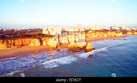 Luftbild vom berühmten Praia da Rocha in Portimao Portugal Stockfoto