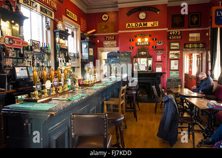 Innenraum der viktorianischen Buffet Bar bei Stalybridge Railway Station, Tameside, Manchester, England, UK Stockfoto