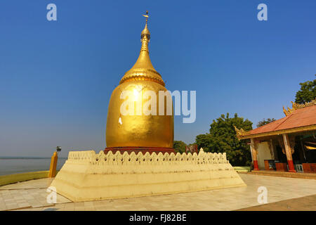 Gold Bupaya Pagode in Old Bagan, Bagan, Myanmar (Burma) Stockfoto