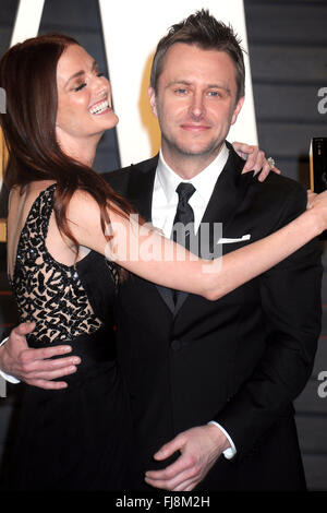 Lydia Hearst und Chris Hardwick Teilnahme an die 2016 Vanity Fair Oscar Party gehostet von Graydon Carter im Wallis Annenberg Center für darstellende Künste am 28. Februar 2016 in Beverly Hills, Kalifornien. Stockfoto