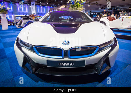 Plug-in Hybrid-Sportwagen BMW i8. Stockfoto