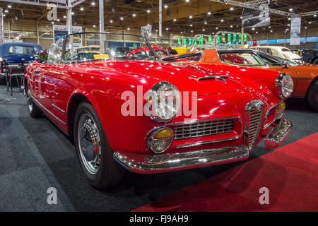 Luxus-Auto Alfa Romeo 2000 Spider Touring, 1961. Stockfoto