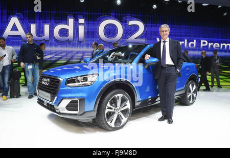 Genf, Schweiz. 1. März 2016. Audi-Chef Rupert Stadler präsentiert das neue Audi Q2 während der ersten Medientag für den Genfer Autosalon in Genf, Schweiz, 1. März 2016. Die motor Show läuft vom 03. bis 13. März 2016. Foto: ULI DECK/Dpa/Alamy Live-Nachrichten Stockfoto