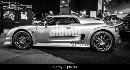 Sportwagen, Noble M12 GTO, 2000. Schwarz und weiß. Stockfoto