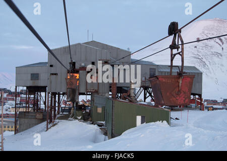 Alten Seilbahn auf Kohle transportieren in Longyearbyen, Spitzbergen (Svalbard). Norwegen Stockfoto