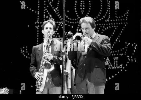 Warren Vaché und Scott Hamilton auf dem Kool Jazz Festival in Stanhope, New Jersey, Juni 1982. Stockfoto